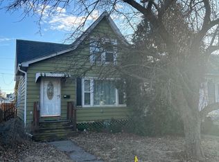 629 2nd Ave S, Clinton, IA 52732