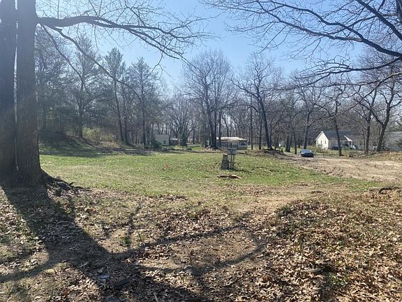 4th image of 6060 Sand Rd
