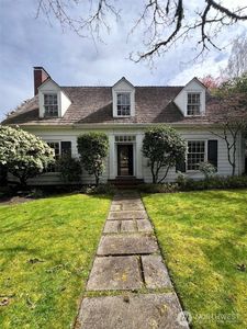 832 33rd Ave E, Seattle, WA, 98112
