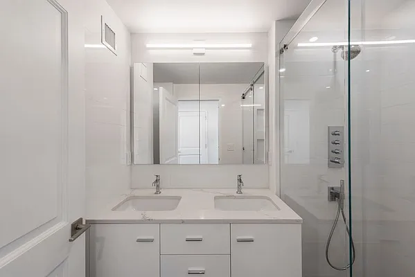 Sold by Nest Seekers International | media 21