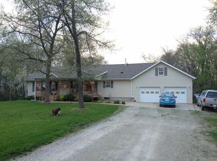 6751 Chief Wapello Rd, Agency, IA 52530