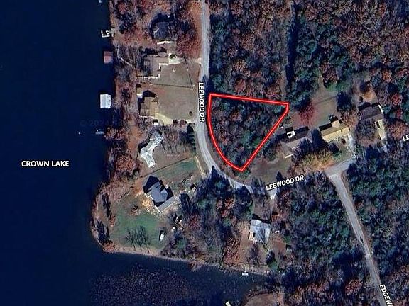 2nd image of 808 Leewood Dr