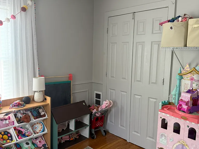 65 Essex St #2 — Photo 8