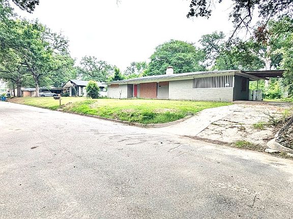 2nd image of 119 Thunderbird Dr