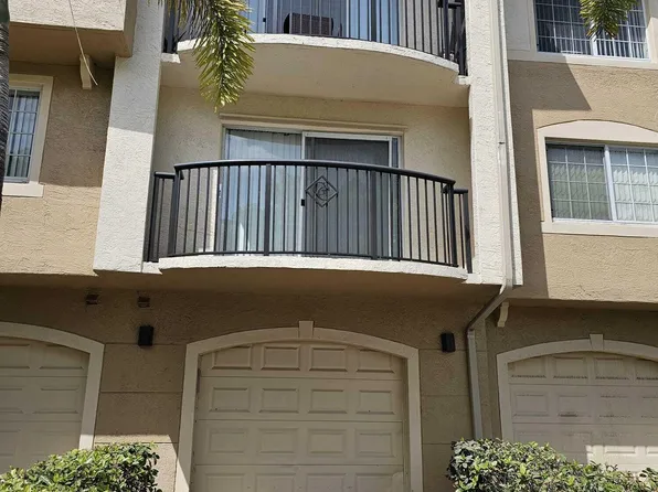 1100 Crestwood Ct S APT 1116, Royal Palm Beach, FL 33411