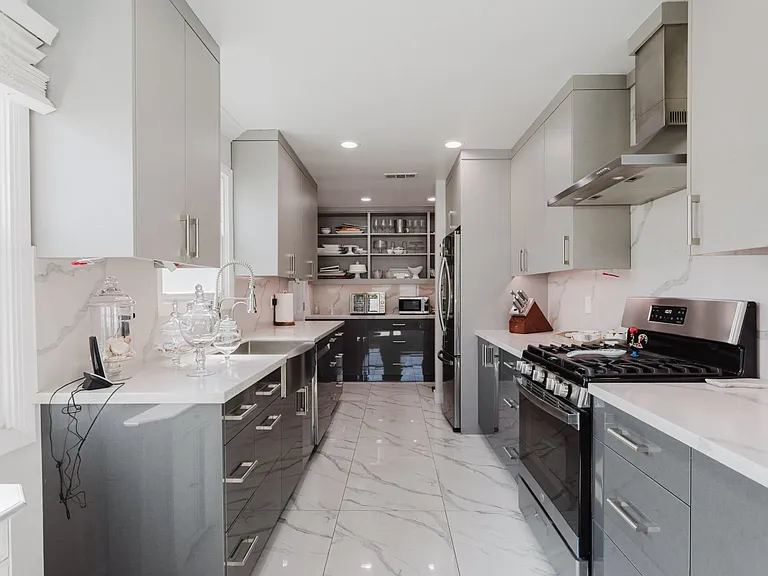 14761 Septo St — Photo 10