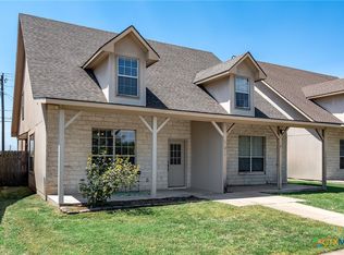 200 Sandstone Dr #E/F, Jarrell, TX 76537