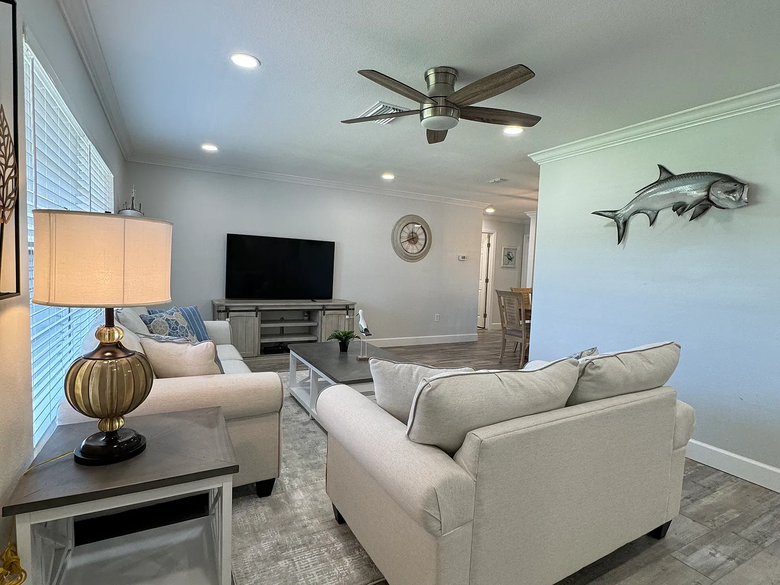 4 bed, 1650 sqft, $4,200 — Photo 3