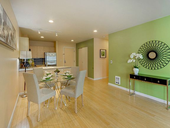 5th image of 2717 Western Ave APT 522