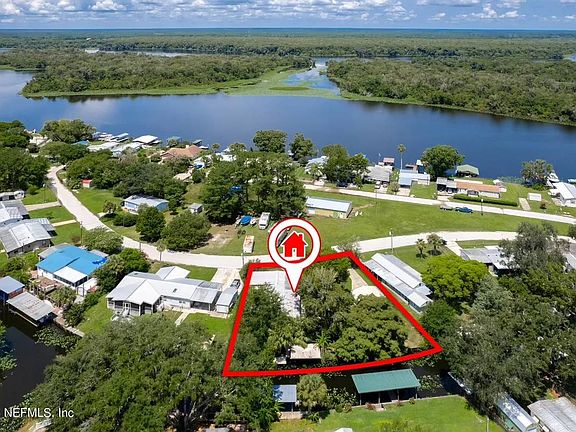 2nd image of 452 Cove Dr