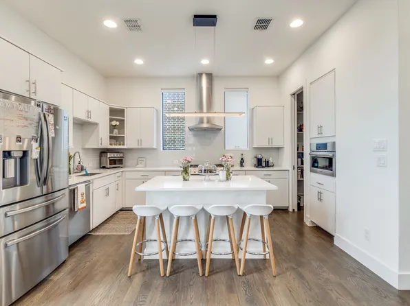 1961 Dowgate Ct, Dallas, TX 75204