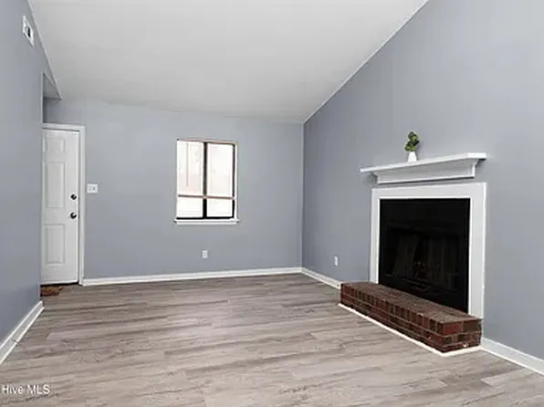 214 Cedar Ridge Ln #1, Havelock, NC 28532