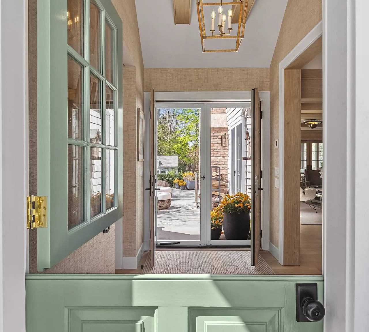 Renovated Sag Harbor Village Compound — Photo 3