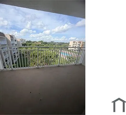 2 bed, 1300 sqft, $2,200 — Photo 2