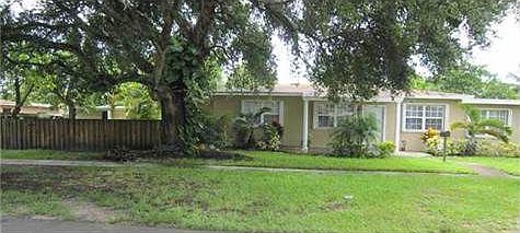 4th image of 1300 NE 153rd St