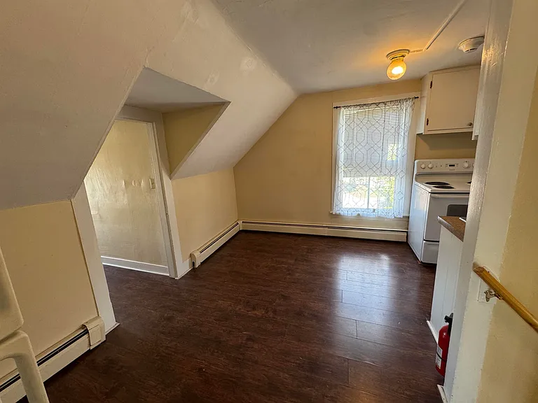 154 Washington St #3 — Photo 8