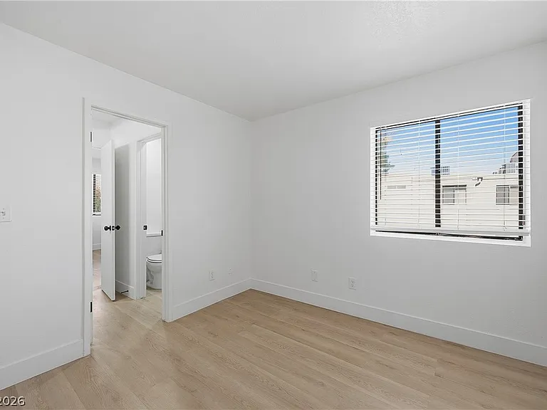 3770 Desert Marina Dr #52 — Photo 36