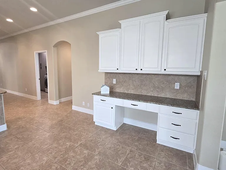 28254 Natalie Bend Rd — Photo 18
