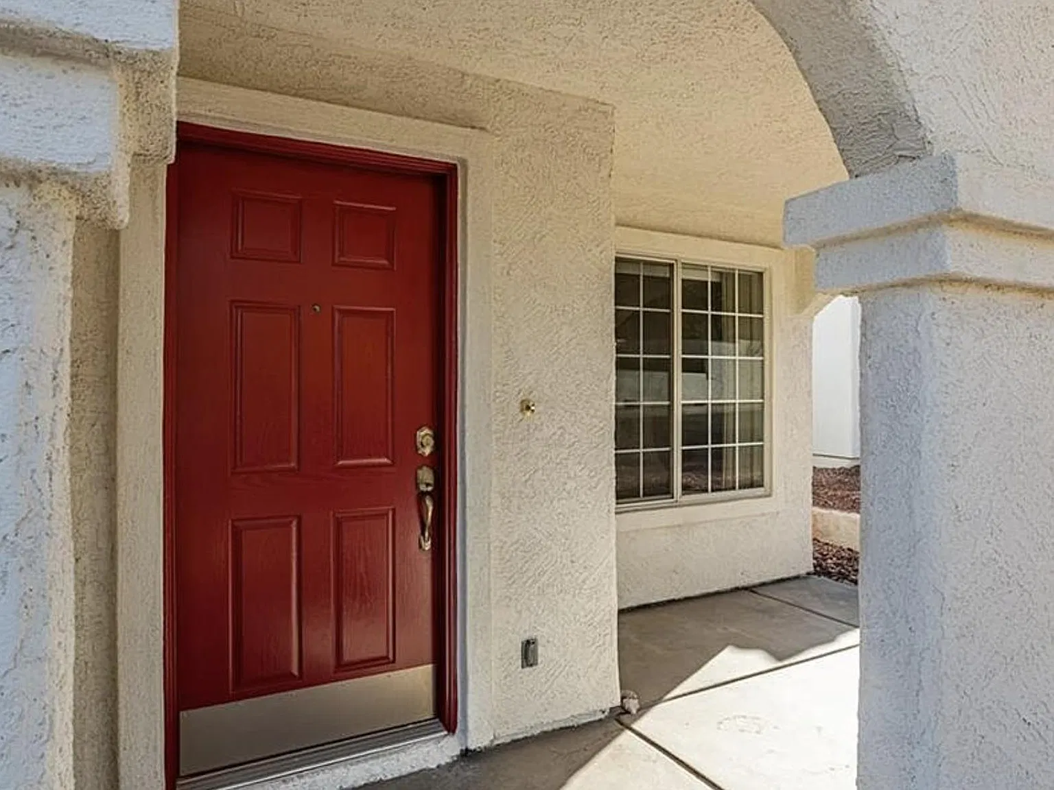 3 bed, 1467 sqft, $2,350 — Photo 2