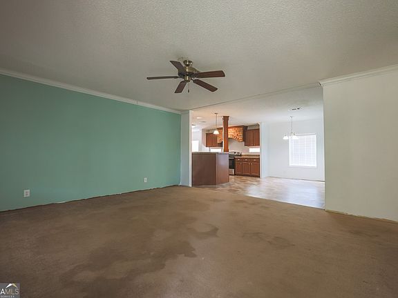 3rd image of 86 Smith Rd