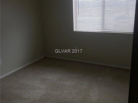 4th image of 12 Belle Crest Ct