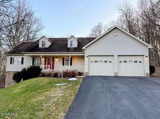 140 Lemic Dr, New Paris, PA 15554