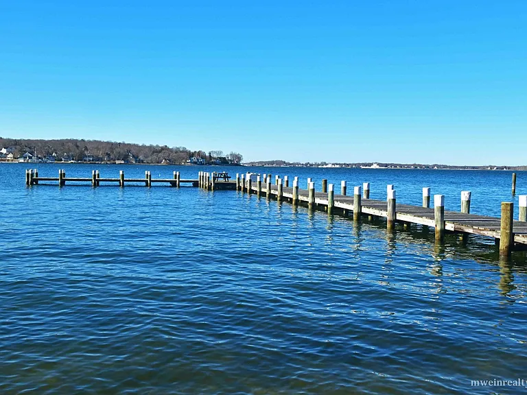Harbor Ln — Photo 4