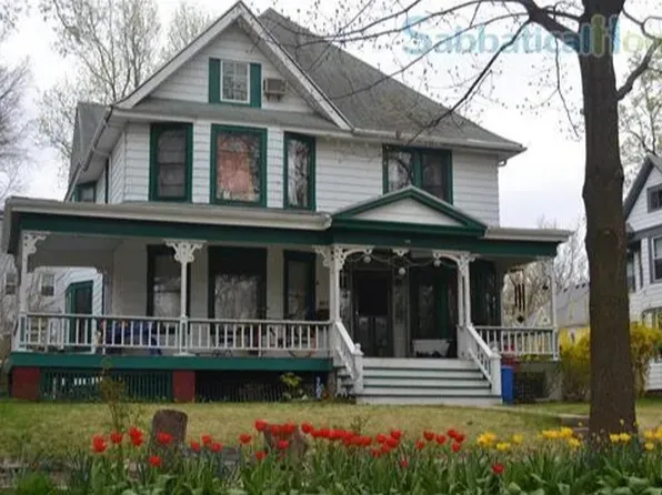 611 W Hill St, Champaign, IL 61820