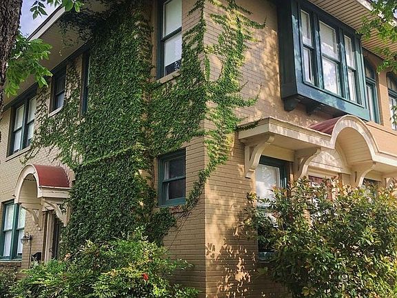 2nd image of 914 N Bishop Ave #318