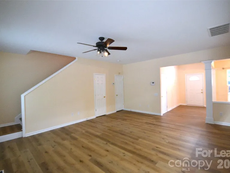 6820 Beverly Springs Dr — Photo 14