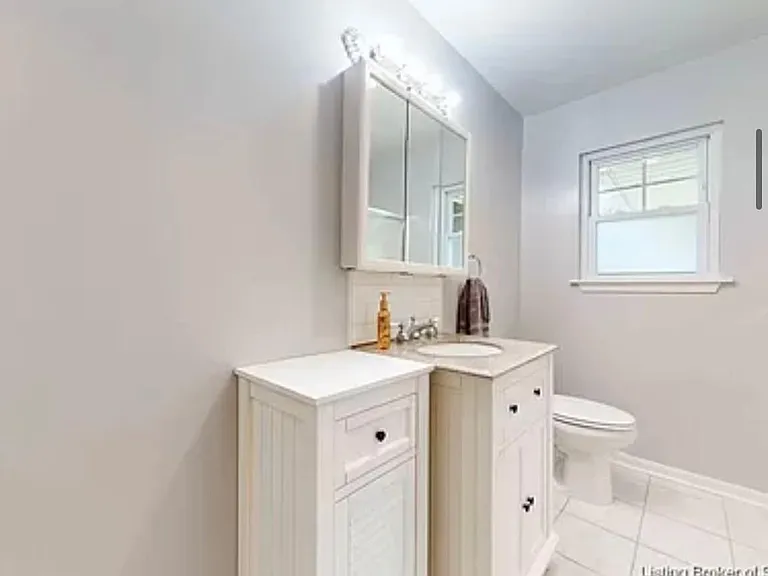 9200 Walnut St — Photo 13