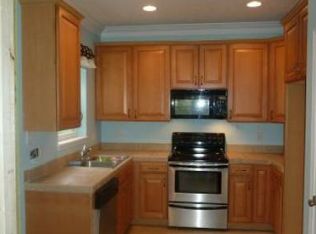 3728 Rogero Rd, Jacksonville, FL 32277