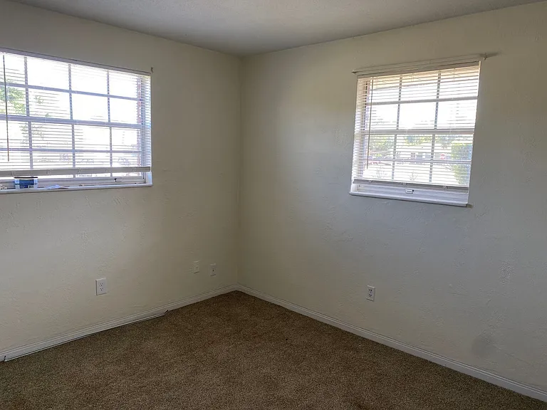 1336 W Fowler Dr #A — Photo 8