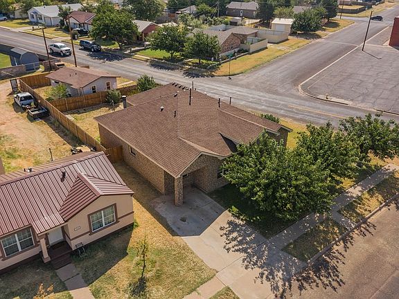 3rd image of 1800 Milburn Ave