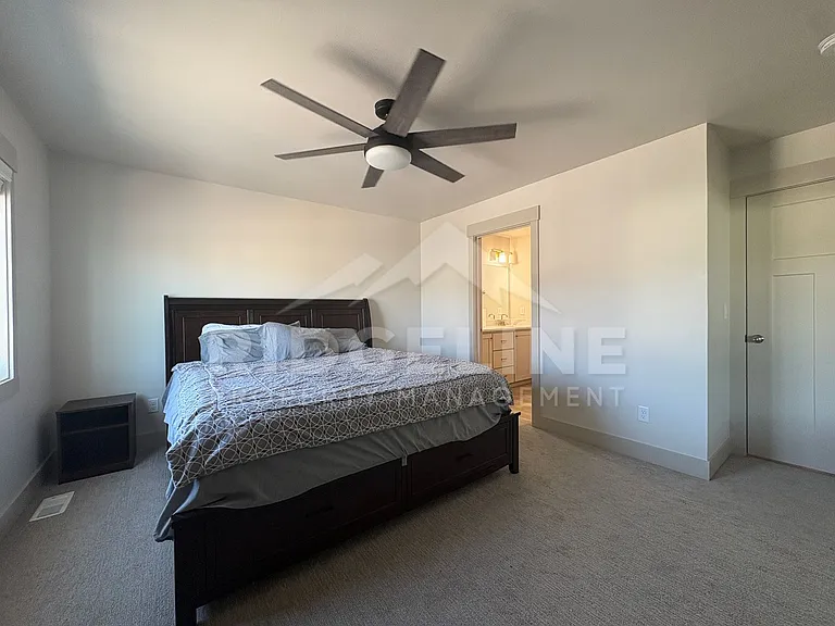 1322 Boston Ct — Photo 10