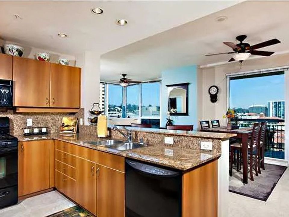 1st image of 300 W Beech St Unit 1308