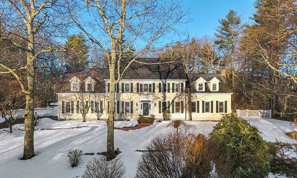 1st image of 15 Wadsworth Way