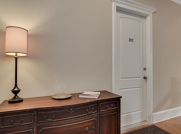 4th image of 345 Park Ave SW APT 202