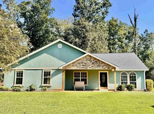 203 Palmetto Dr, Greer, SC 29651