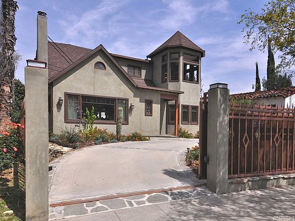 5th image of 12225 Laurel Terrace Dr