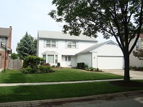 1339 Green Knolls Dr photo 1