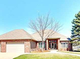 6538 Killarney Park Dr, Wentworth, SD 57075