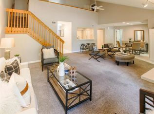 924 N Spoede Rd, Saint Louis, MO 63146