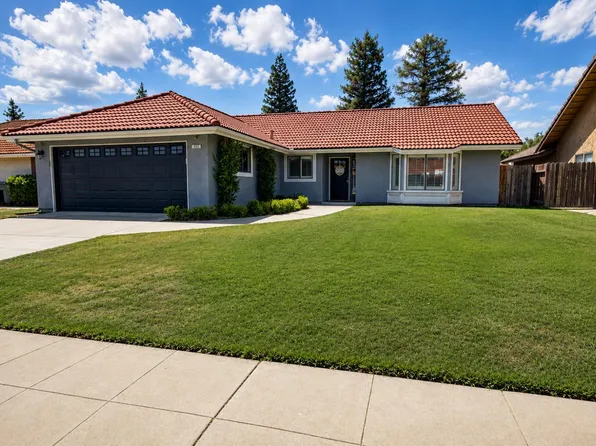 952 Holly Ave, Clovis, CA 93611