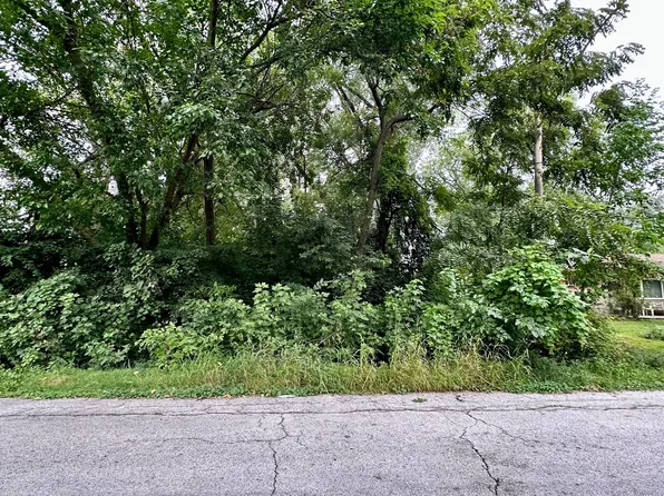 16042 Clifton Park Ave, Markham, IL 60428