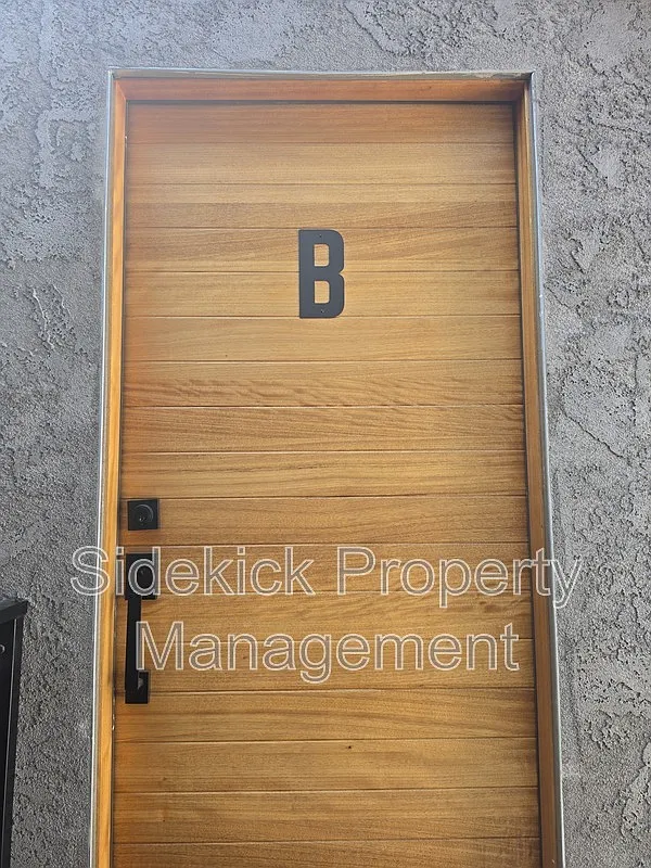 2 bed, 2.0 bath, $3,400 — Photo 1
