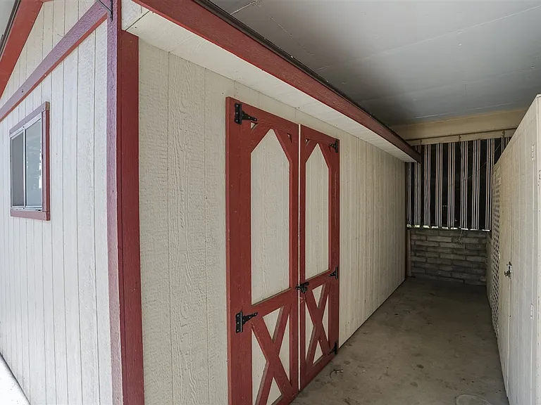2270 Sandia Dr — Photo 27