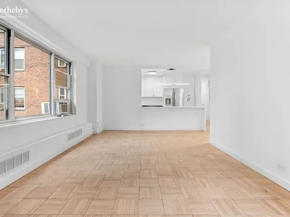 475 Fdr Drive image 7 of 16