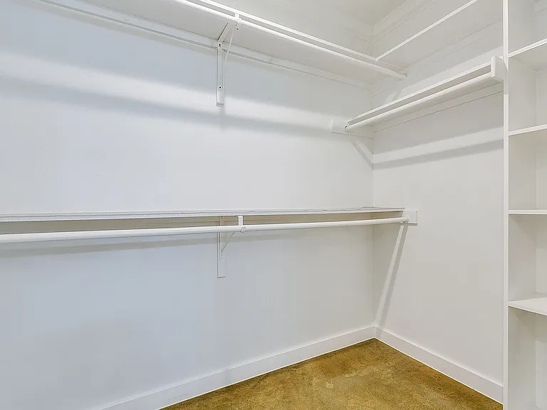 5918 Southampton Pl — Photo 20
