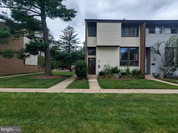 123 Howsington Pl, East Windsor, NJ 08520